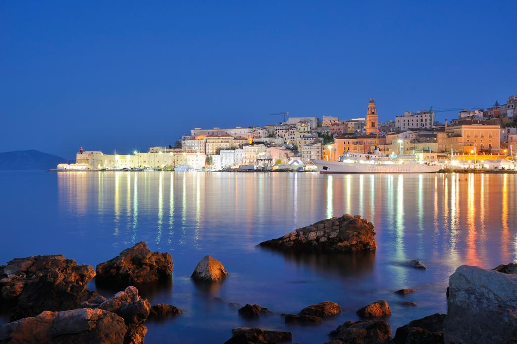 Cento Passi Dal Mare Apartment Gaeta Ruang foto