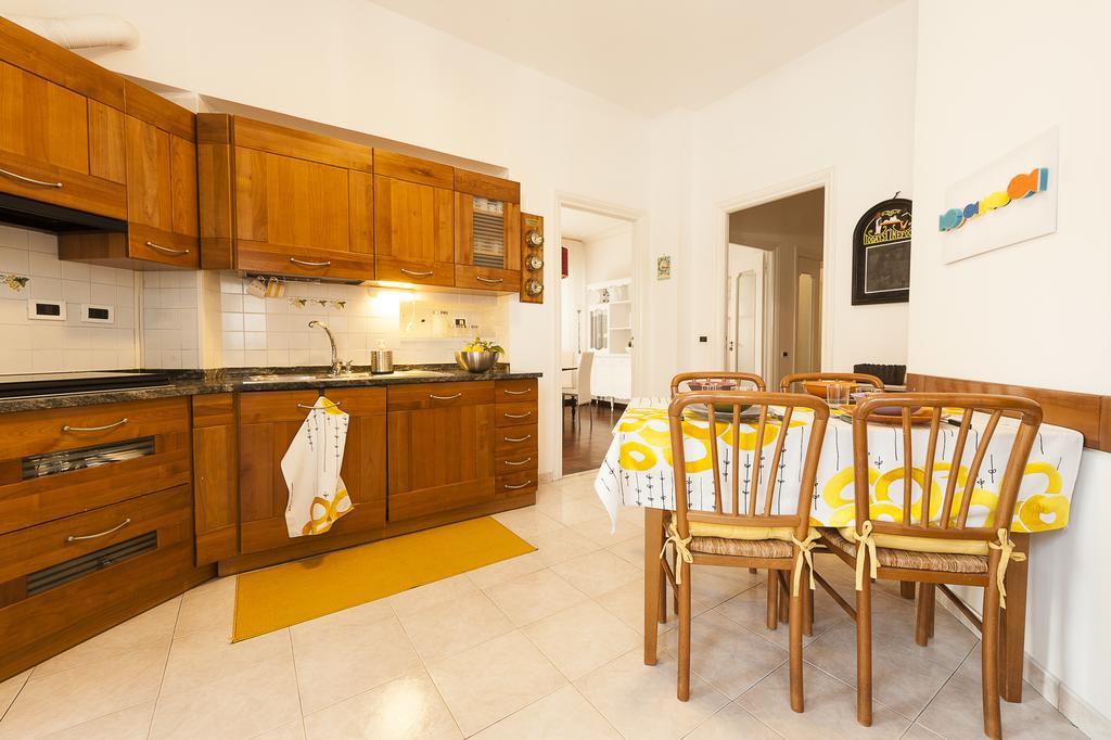 Cento Passi Dal Mare Apartment Gaeta Bagian luar foto